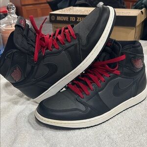 JORDAN RETRO  High-Top Sneakers! A classic!